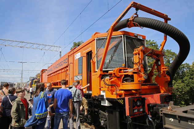 Latvijas dzelzceļa ritekļu parāde - 43