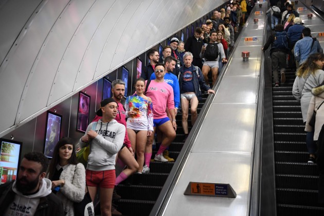 "No Pants Subway Ride" jeb "Diena bez biksēm metro" - 21