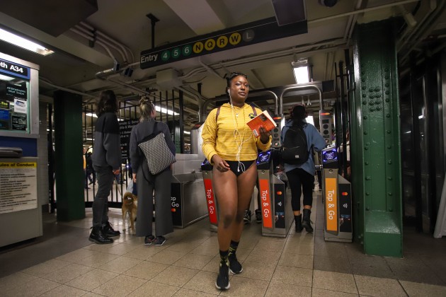 "No Pants Subway Ride" jeb "Diena bez biksēm metro" - 39