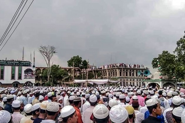 Bangladešā islāmista bērēs pulcējas 100 tūkstoši - 1