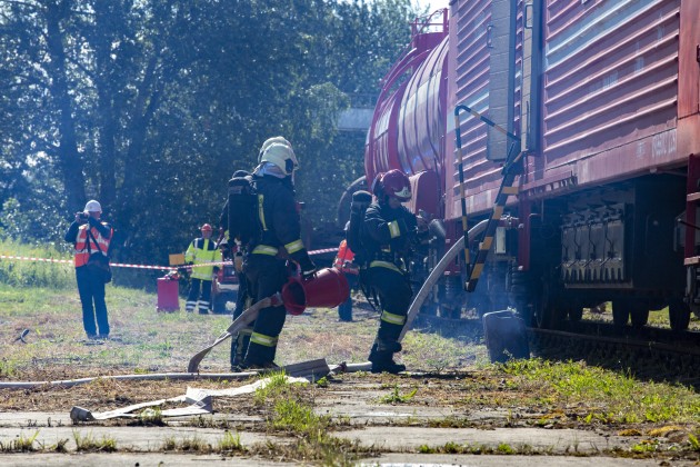 Mācībās Rīgā imitē ekoloģisko katastrofu uz dzelzceļa - 34
