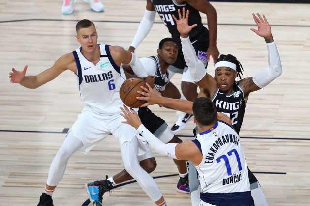 Basketbols, NBA: Dalasas Mavericks - Sakramento Kings - 4