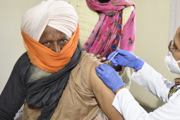 Covid vakcinācija Indijā - 4