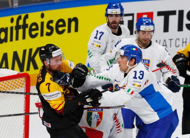 Hokejs, pasaules čempionāts Rīgā: Vācija - Itālija - 3