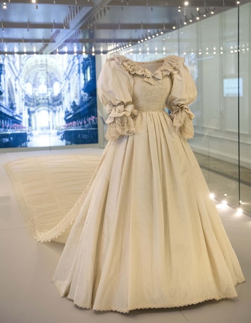 Princeses Diānas kāzu kleita - 9