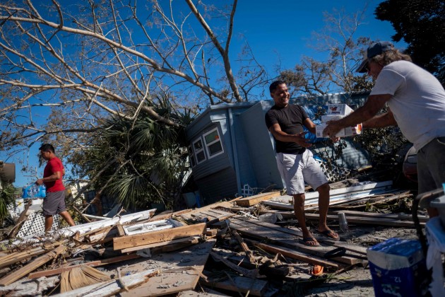 Viesuļvētra "Īens" plosa ASV Floridas štatu - 2