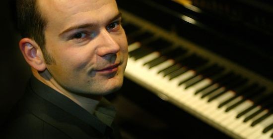 Pianists Armands Ābols