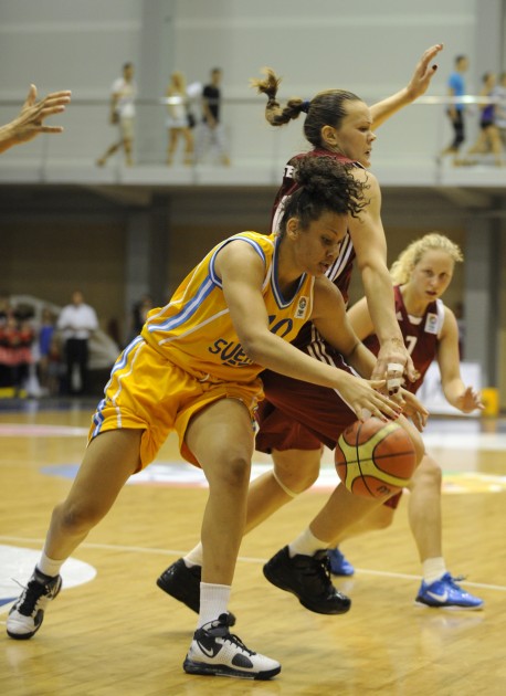Latvija-Zviedrija U20 sieviešu basketbols - 1