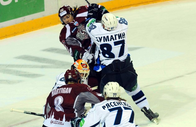 KHL: Rīgas 'Dinamo' pret Ņižnekamskas 'Ņeftehimik' - 14
