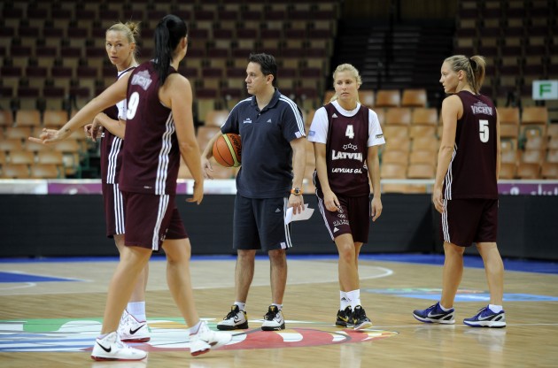 Latvijas sieviešu basketbola izlases treniņš - 3