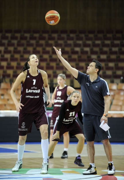 Latvijas sieviešu basketbola izlases treniņš - 4