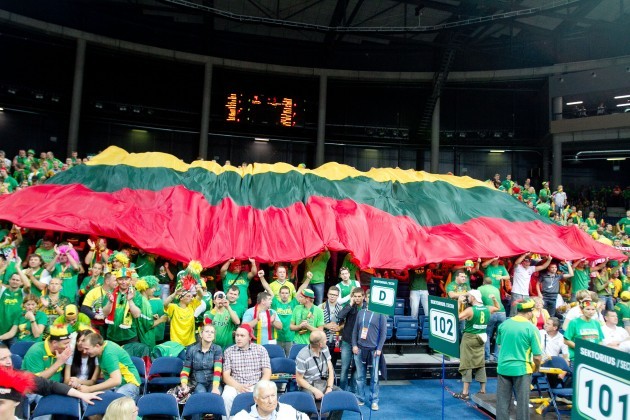 EČ basketbolā: Lietuva - Turcija - 65