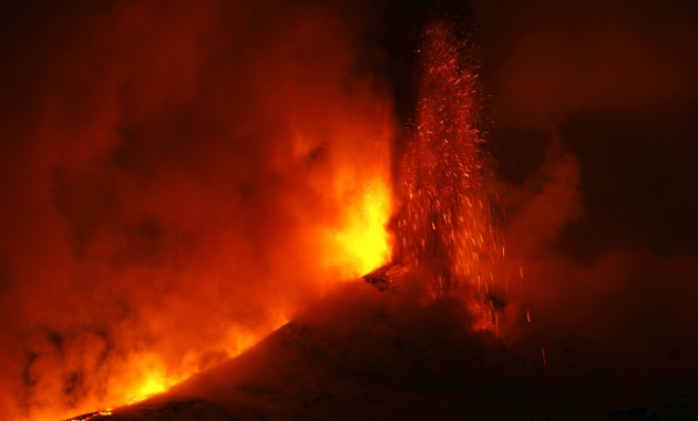 Онлайн игры вулкан этна