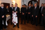 Latvijas hokeja izlase Latvijas vēstniecībā Stokholmā - 9