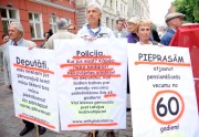 Antiglobālistu protests pret pensijas vecuma izmaiņām - 3