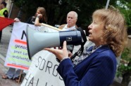 Antiglobālistu protests pret pensijas vecuma izmaiņām - 4