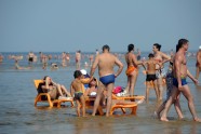 Vasaras karstākā diena Majoru pludmalē - 11
