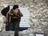 Sīrijas cīnītāji pret Asadu Alepo  - 14