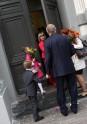 Prezidents Bērziņš pavada dēlu Kristapu Andri pirmajā skolas dienā - 10