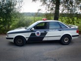 vecākais policijas auto