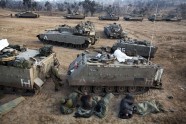 Izraēlas karavīri pie Gazas robežas - 8