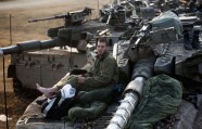 Izraēlas karavīri pie Gazas robežas - 24
