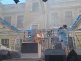 072 "Mimij Troll" solists Ilja Lagutenko pārsteidz "Piena" festivāla apmeklētājus