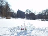  скульптура из льда в парке Viesturdārs