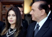 Berlusconi, Veronica Lario