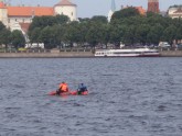 Glābēji Daugavas ūdeņos meklē cilvēku