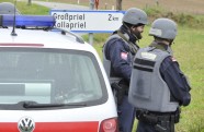 Austrijā policija ielenc malumednieku - slepkavu - 7
