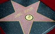 Dženisas Džoplinas zvaigzne Holivudas Slavas alejā - 6