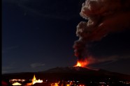 Vulkāna Etna izvirdums - 4
