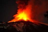 Vulkāna Etna izvirdums - 6