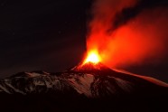 Vulkāna Etna izvirdums - 8