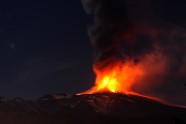 Vulkāna Etna izvirdums - 9