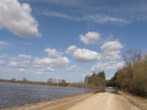 Ceļa posms palu laikā Gaujiena-Igaunijas robeža