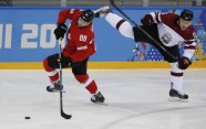 XXII Ziemas olimpiskās spēles, hokejs: Latvija - Šveice - 2