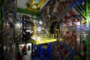 Large Hadron Collider 01