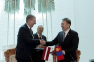 Prezidenta Bērziņa vizīte Mongolijā - 19