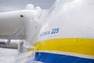 Rīgā nolaižas pasaulē lielākā lidmašīna An-225 Mriya - 64
