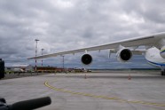 Rīgā nolaižas pasaulē lielākā lidmašīna An-225 Mriya - 73