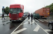 Kravu pārvadāšanas uzņēmumi protestē pret eirovinjetes ieviešanu - 15