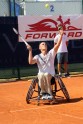 Ratiņkrēsla tenisistu paraugspēle Jūrmalas kortos