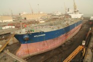 Kuģis sausajā dokā Bahreinā
