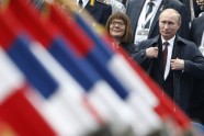 Serbija Putinu sveic kā varoni - 10