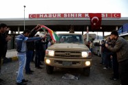 Irākas kurdu spēki ierodas Turcijā - 1