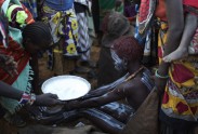 Meiteņu apgraizīšanas ceremonija Kenijā  - 5