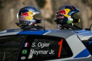 WRC čempions Ožjērs pārbauda FC Barcelona zvaigzni Neimaru stūrmaņa arodā - 1