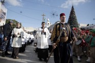 Desmitiem tūkstoši kristiešu svin Ziemassvētkus Jeruzalemē - 7